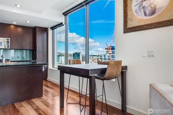 $3,100 | 910 Lenora Street, Unit S1203, Seattle, WA 98121