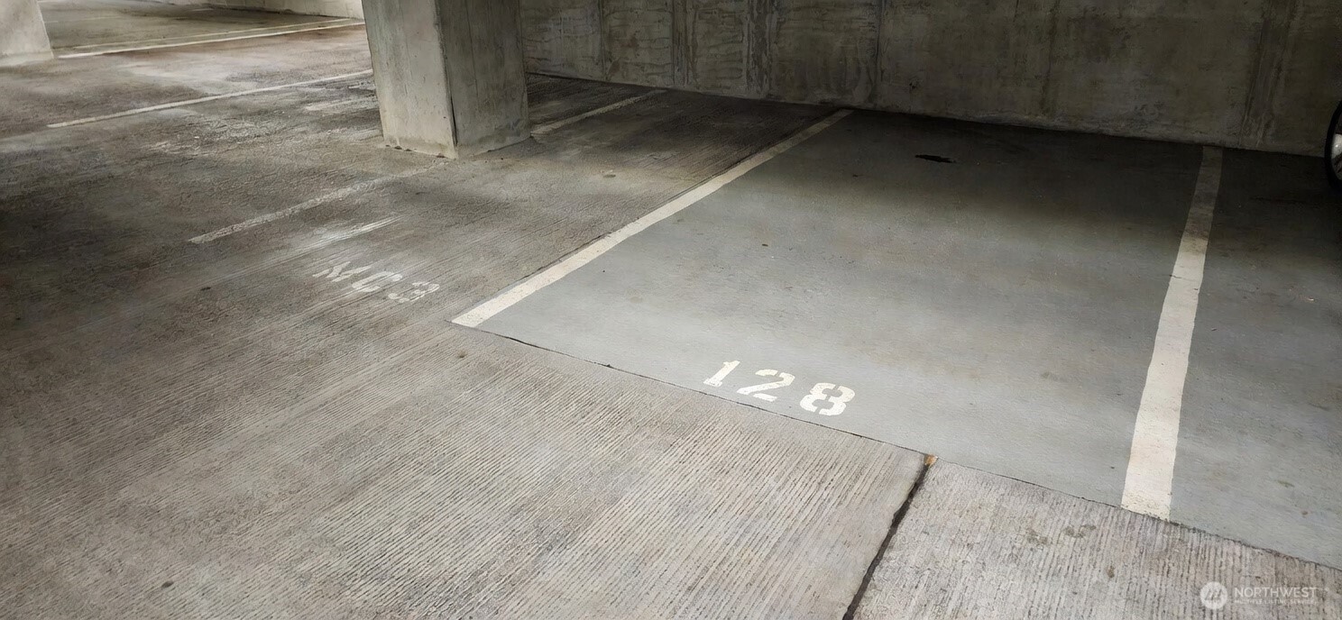 910 Lenora Street, Unit S1203 Seattle, WA 98121 - Photo 24 of 38