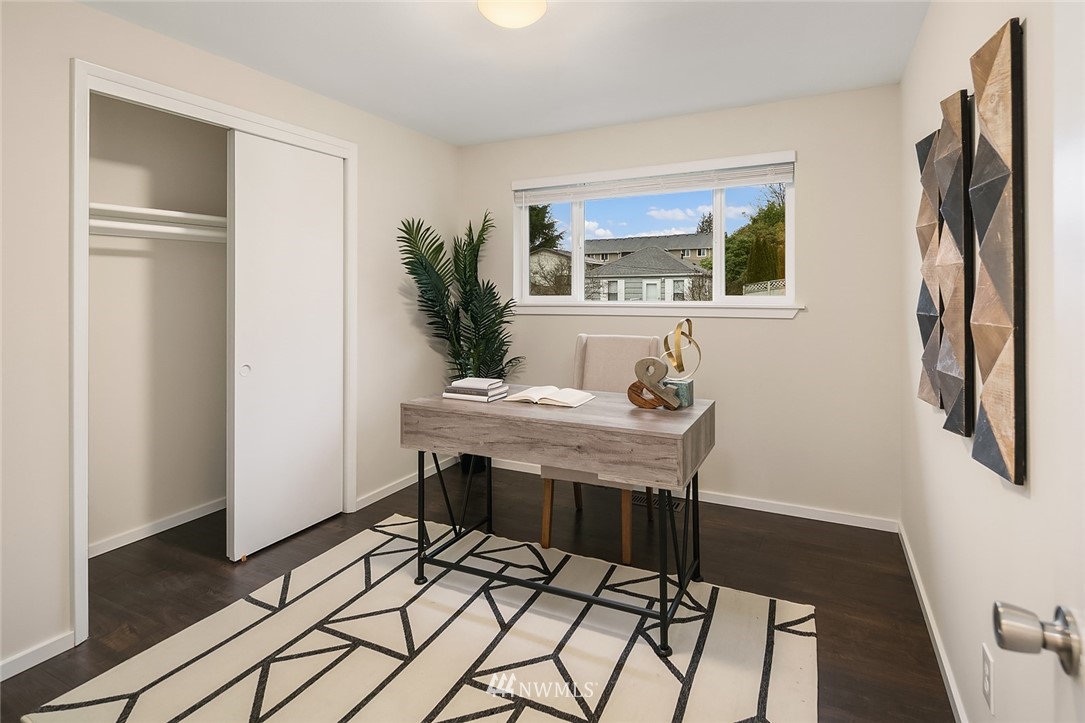2511 Northeast 9th Place Renton, WA 98056 - Photo 14 of 18