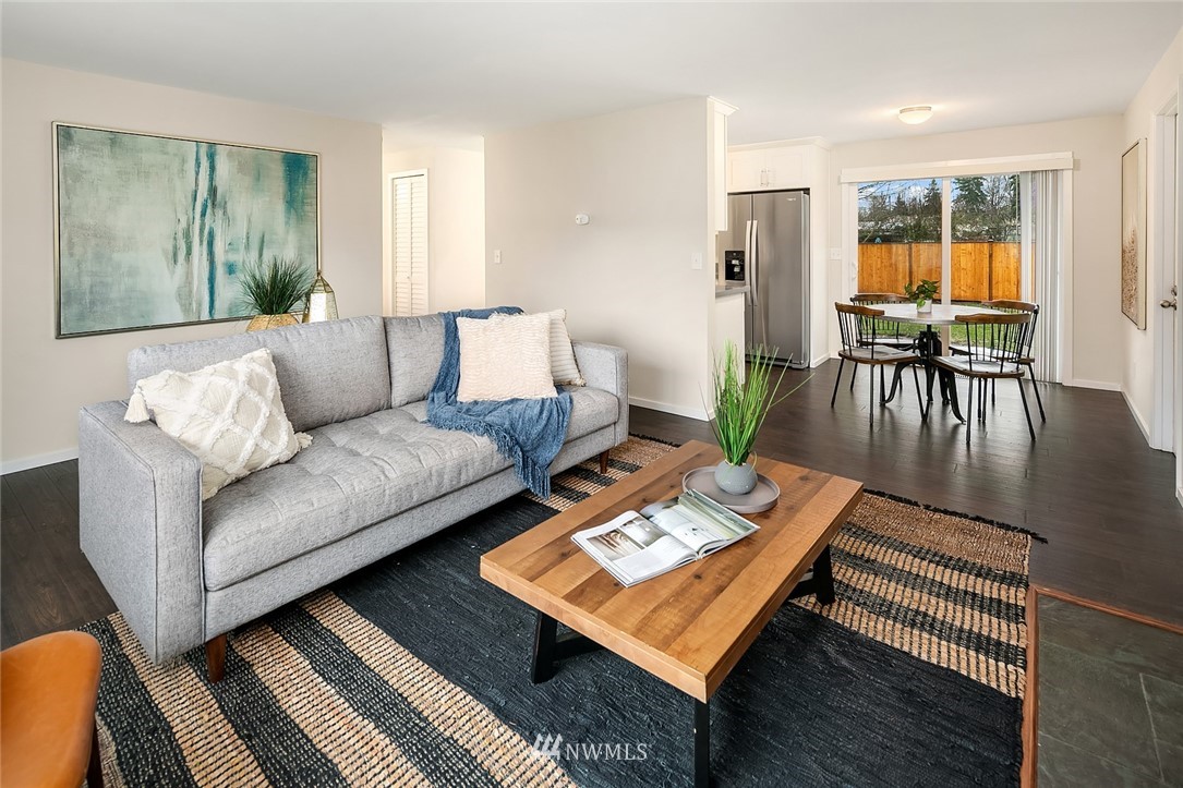 2511 Northeast 9th Place Renton, WA 98056 - Photo 6 of 18
