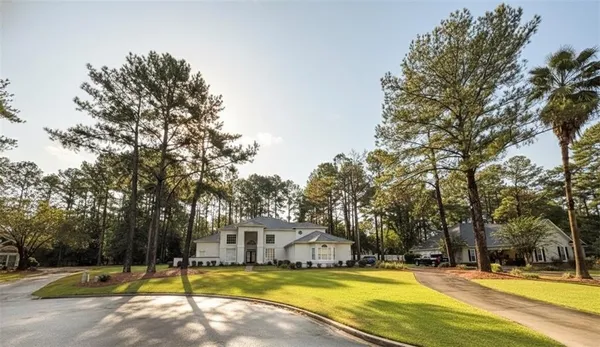 $650,000 | 4632 Ridgeview Circle, Valdosta, GA 31602