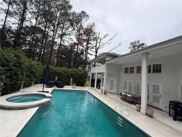 $690,000 | 4632 Ridgeview Circle, Valdosta, GA 31602