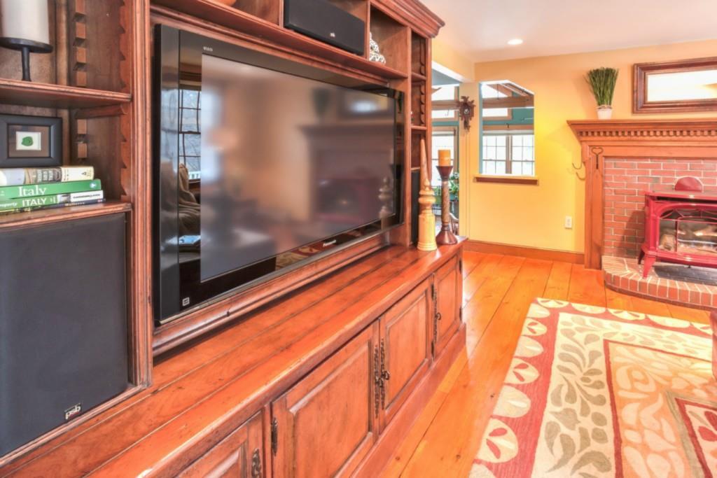 43 Hardy Road Falmouth, ME 04105 - Photo 7 of 25 Photo