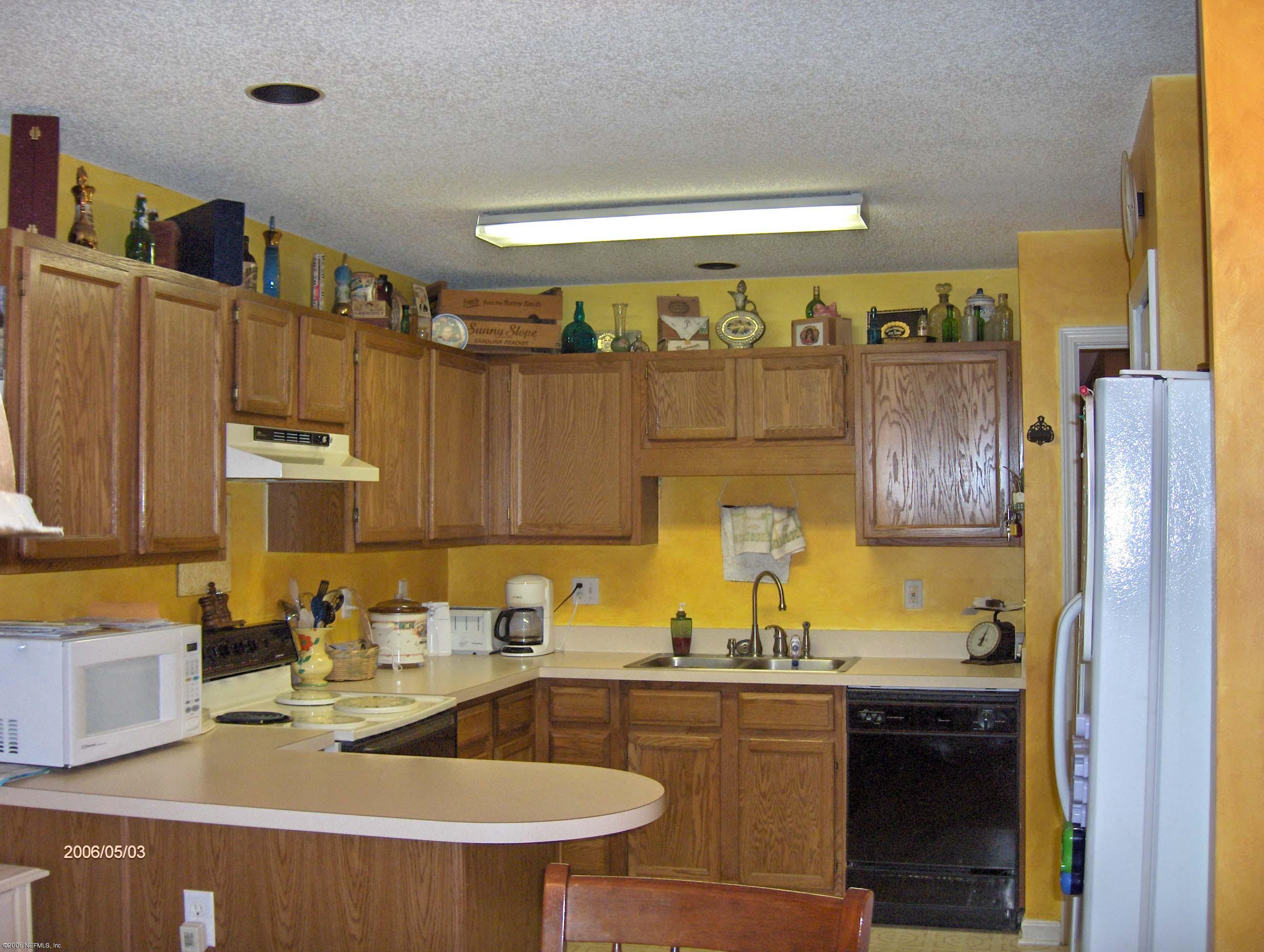 4614 Fulton Road Jacksonville, FL 32225 - Photo 5 of 9 Kitchen