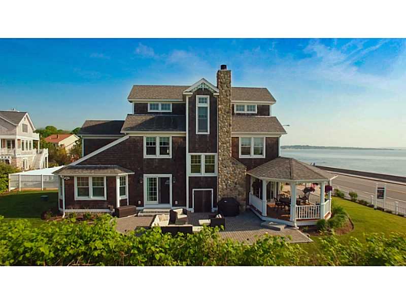 133 Ocean Road Narragansett, RI 02882 - Photo 1 of 25 Exterior Front.