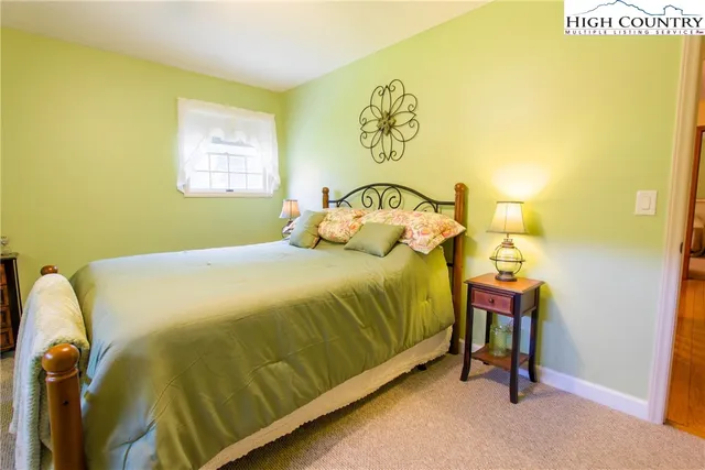 $625,000 | 581 North Fork New River Road, Lansing, NC 28643