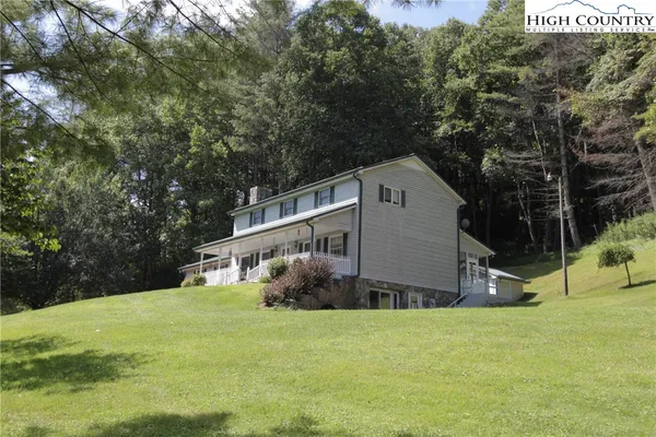$625,000 | 581 North Fork New River Road, Lansing, NC 28643