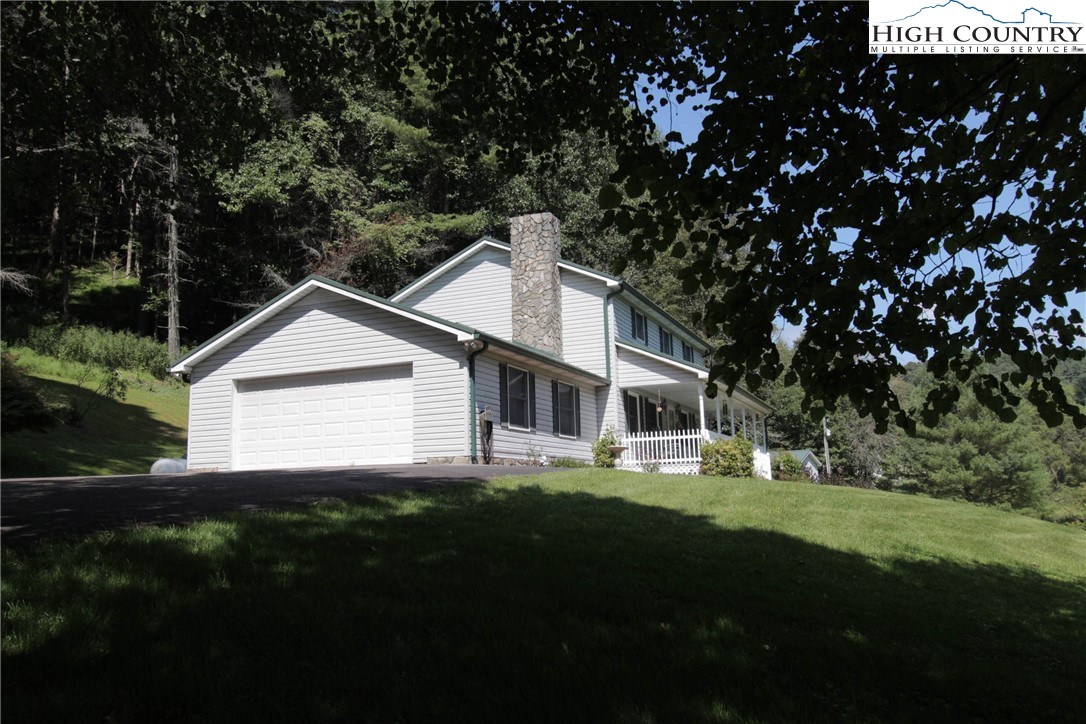 581 North Fork New River Road Lansing, NC 28643 - Photo 8 of 44