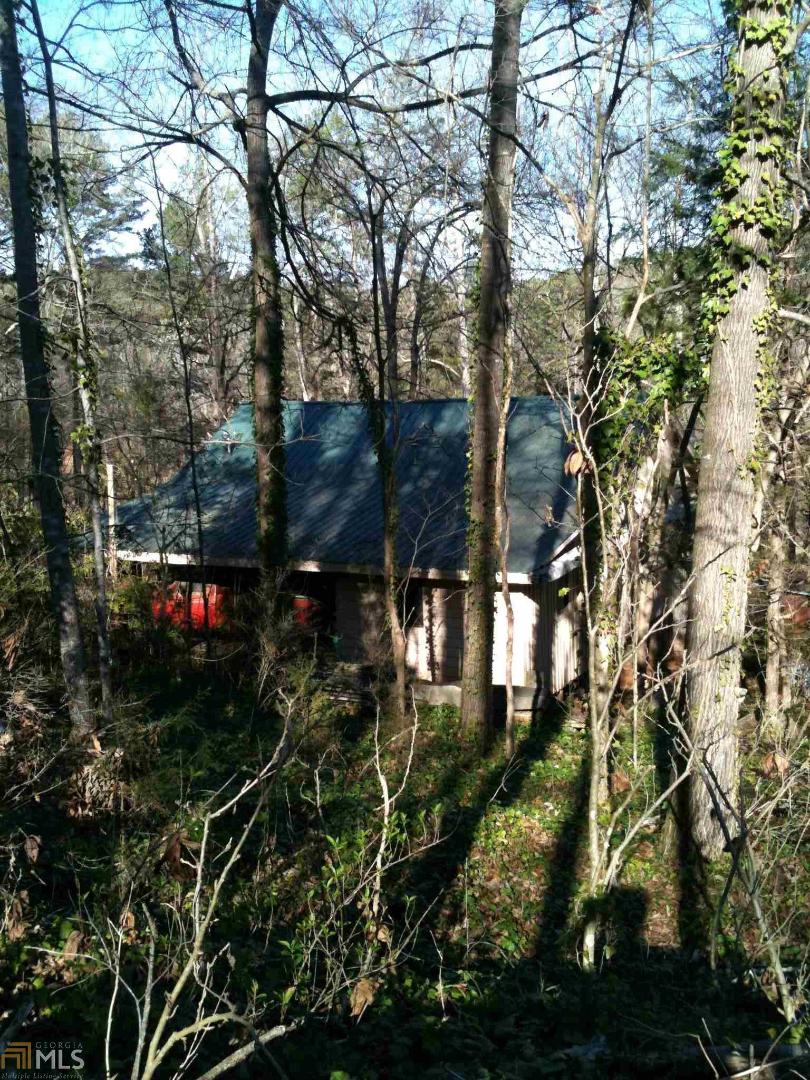 389 Cherokee Road Toccoa, GA 30577 - Photo 1 of 1 a backyard of a house with lots of green space