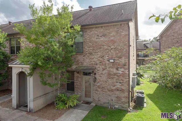 $1,455 | 888 South Kenilworth Parkway, Unit 3F, Baton Rouge, LA 70820