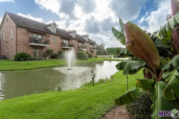 $1,455 | 888 South Kenilworth Parkway, Unit 3F, Baton Rouge, LA 70820