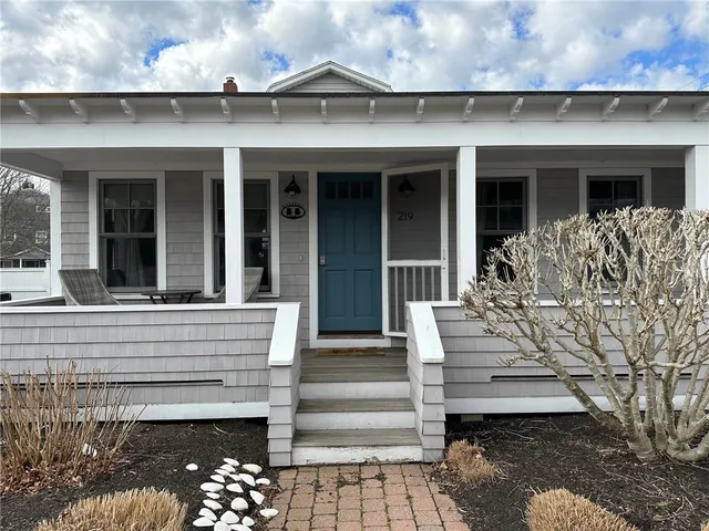 $1,900 | 219 Purgatory Road, Middletown, RI 02842