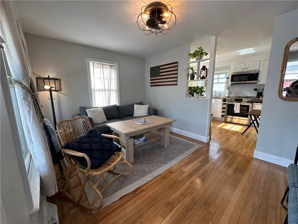 $1,900 | 219 Purgatory Road, Middletown, RI 02842