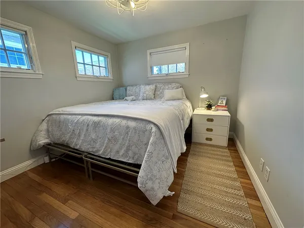 $1,900 | 219 Purgatory Road, Middletown, RI 02842