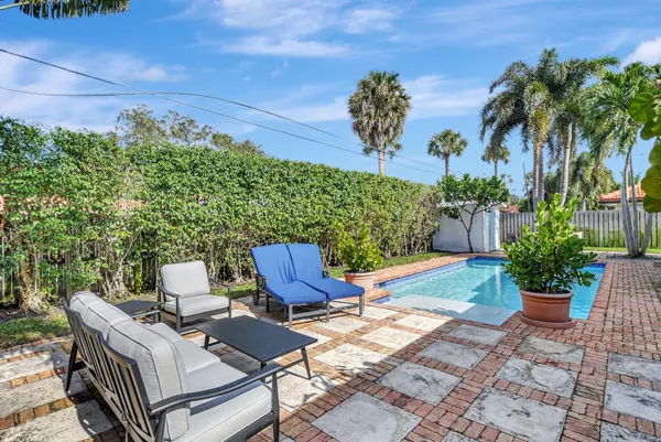 $7,600 | 801 Southwest 5th Street, Boca Raton, FL 33486