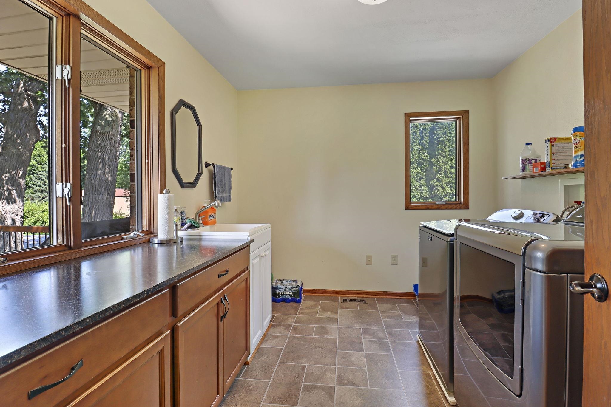 15314 Ives Grove Road Yorkville, WI 53182 - Photo 14 of 36