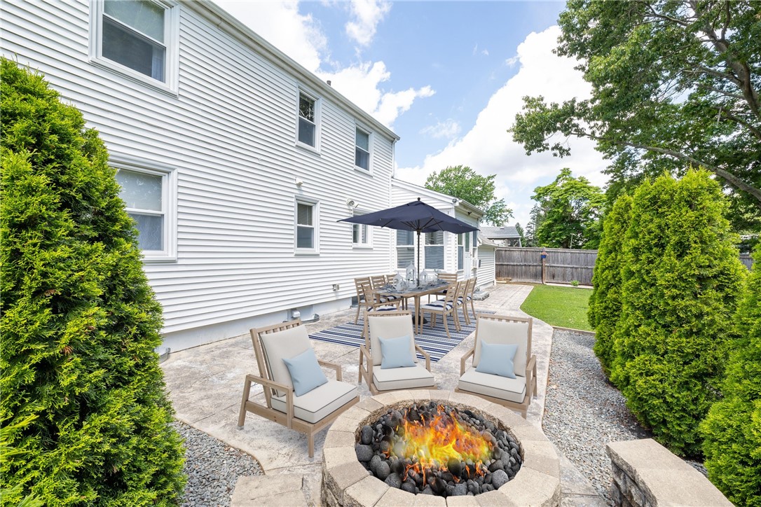 61 Knowles Drive Warwick, RI 02888 - Photo 36 of 43