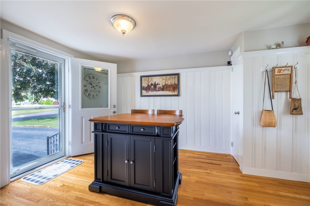61 Knowles Drive Warwick, RI 02888 - Photo 7 of 43