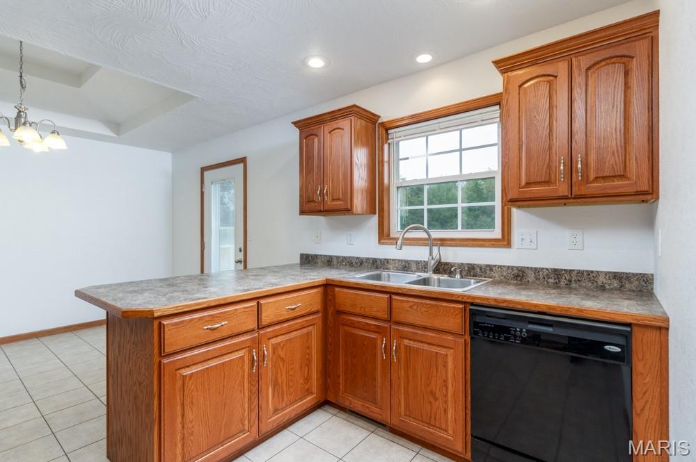 19406 Justice Road Lebanon, MO 65536 - Photo 10 of 24