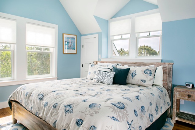9 Dunes Road Edgartown, MA 02539 - Photo 10 of 12 a bedroom with a large bed and a window