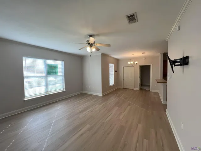 $1,500 | 7300 Burbank Drive, Unit 18, Baton Rouge, LA 70820