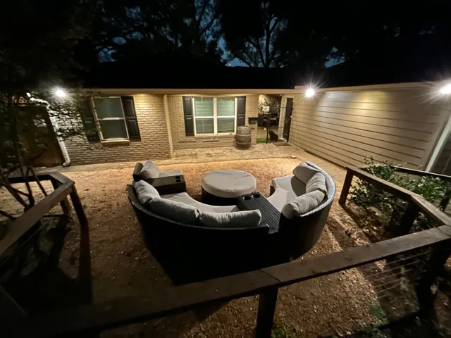 $2,800 | 10313 Shadow Oaks Drive, Houston, TX 77043