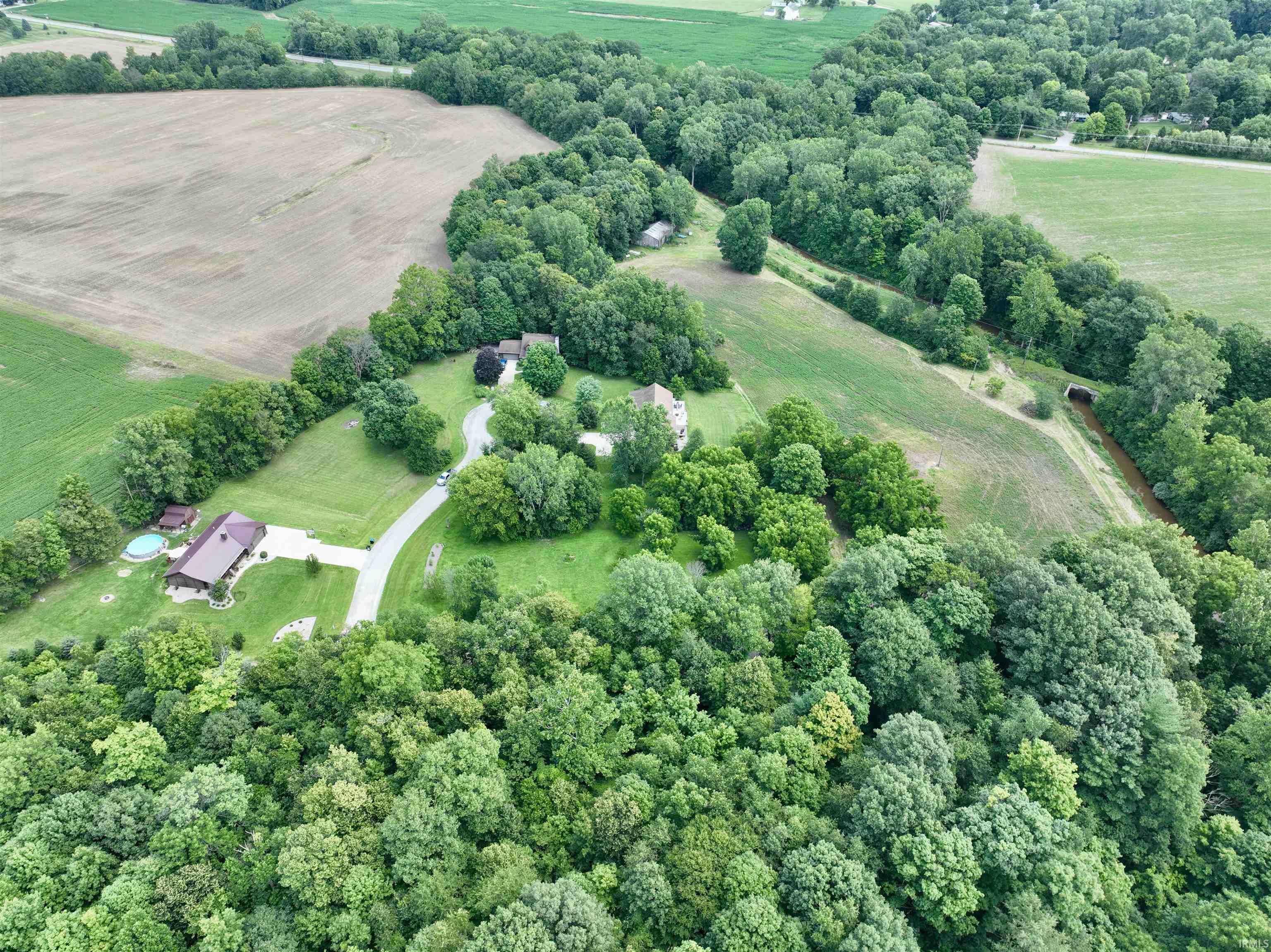 6721 Cedar Garrett, IN 46738 - Photo 14 of 26