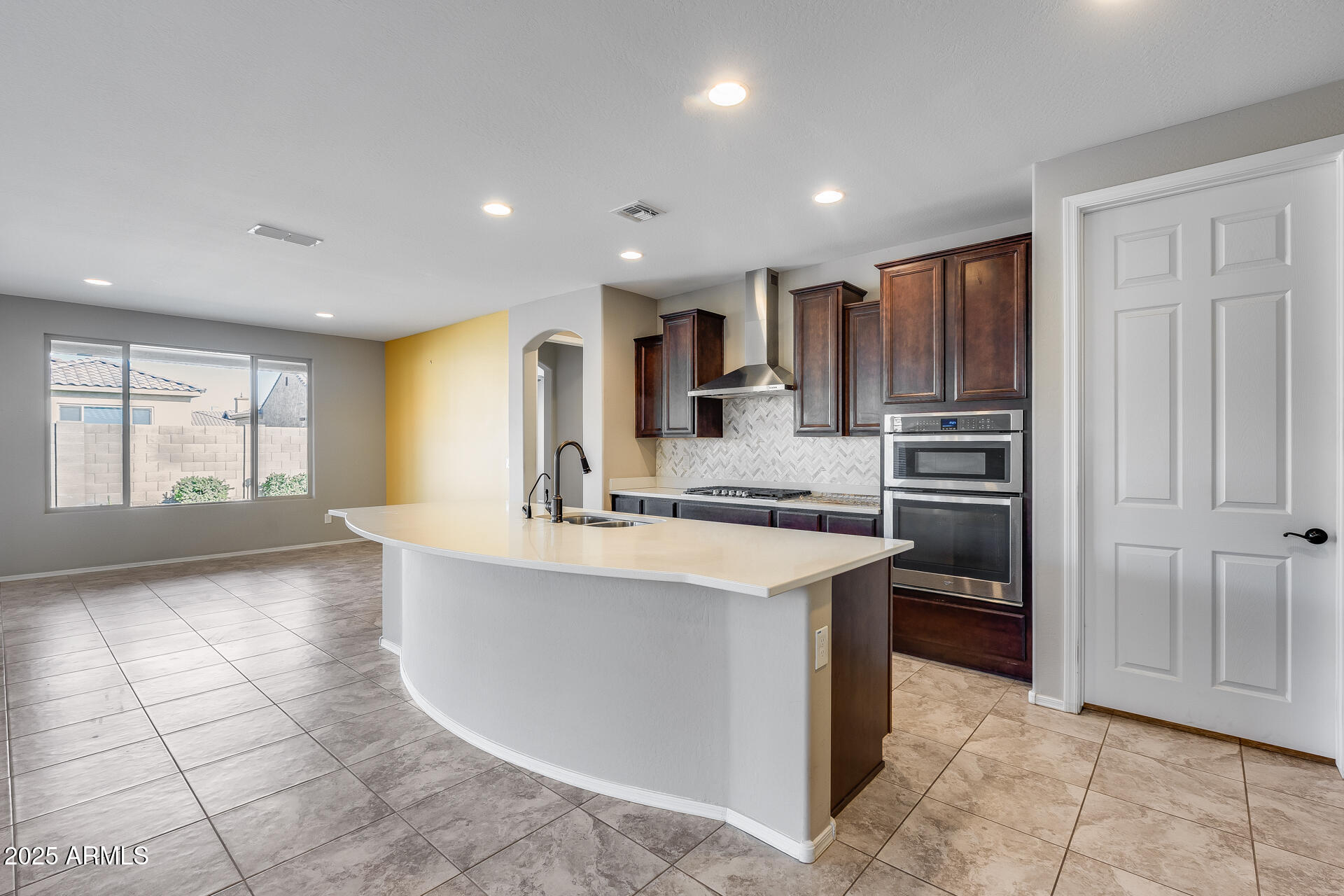 8060 West Cinder Brook Way Florence, AZ 85132 - Photo 2 of 41 15