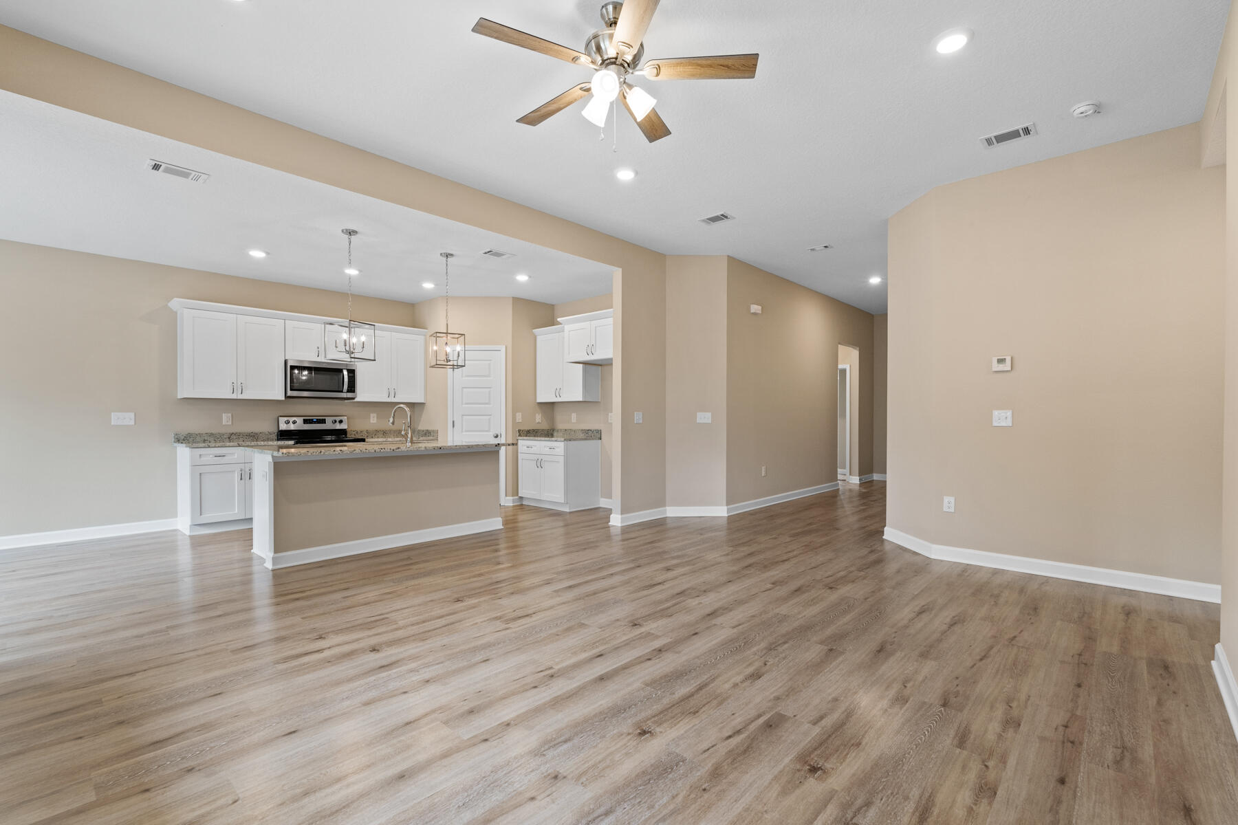 5758 Wayne Rogers Road Crestview, FL 32539 - Photo 7 of 25 DSC01978