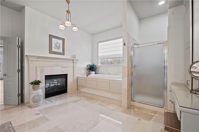 $2,600,000 | 11250 West 191st Street, Overland Park, KS 66083