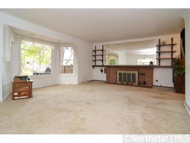 116 Turnpike Road Golden Valley, MN 55416 - Photo 5 of 11