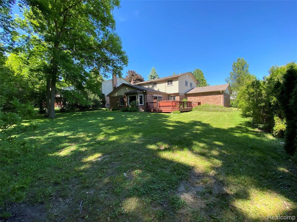 515 Plum Ridge Drive Rochester Hills, MI 48309 - Photo 39 of 46