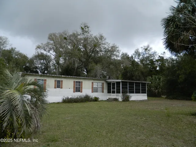 $165,000 | 250 Old Highway 17, Pomona Park, FL 32181