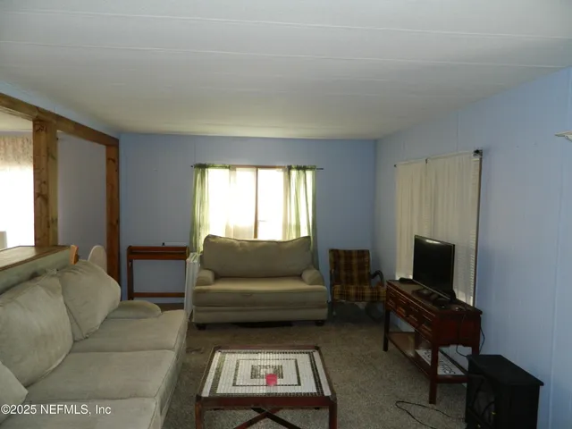 $165,000 | 250 Old Highway 17, Pomona Park, FL 32181