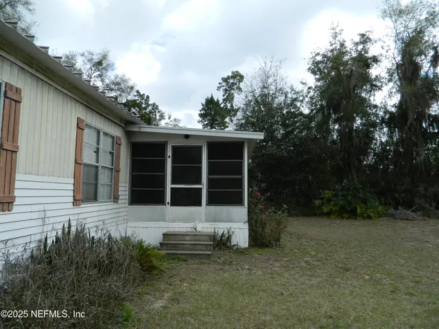 $165,000 | 250 Old Highway 17, Pomona Park, FL 32181