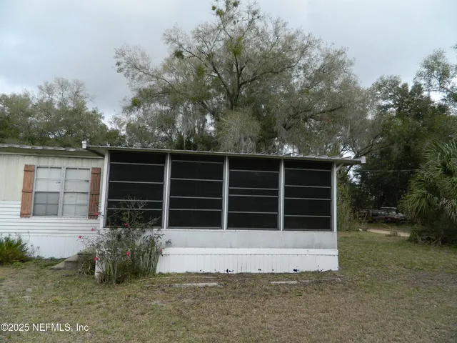 $165,000 | 250 Old Highway 17, Pomona Park, FL 32181