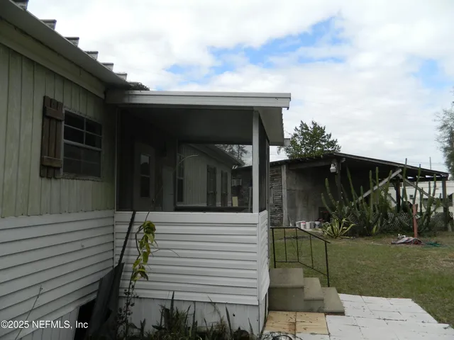 $165,000 | 250 Old Highway 17, Pomona Park, FL 32181