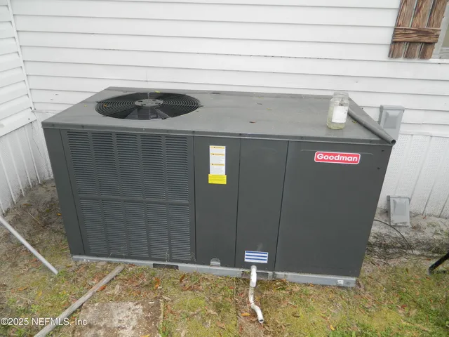 $165,000 | 250 Old Highway 17, Pomona Park, FL 32181