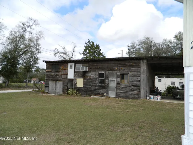 $165,000 | 250 Old Highway 17, Pomona Park, FL 32181