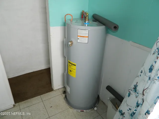 $165,000 | 250 Old Highway 17, Pomona Park, FL 32181