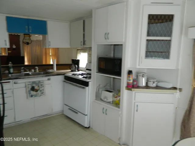 $165,000 | 250 Old Highway 17, Pomona Park, FL 32181