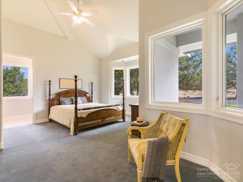 17940 Mountain View Road Sisters, OR 97759 - Photo 16 of 23 Additional Photo