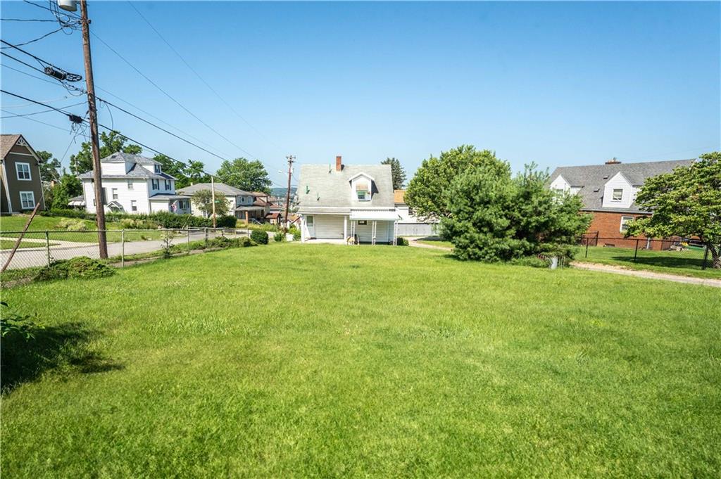237 Cleveland Avenue Uniontown, PA 15401 - Photo 8 of 28 Gallery Image 8