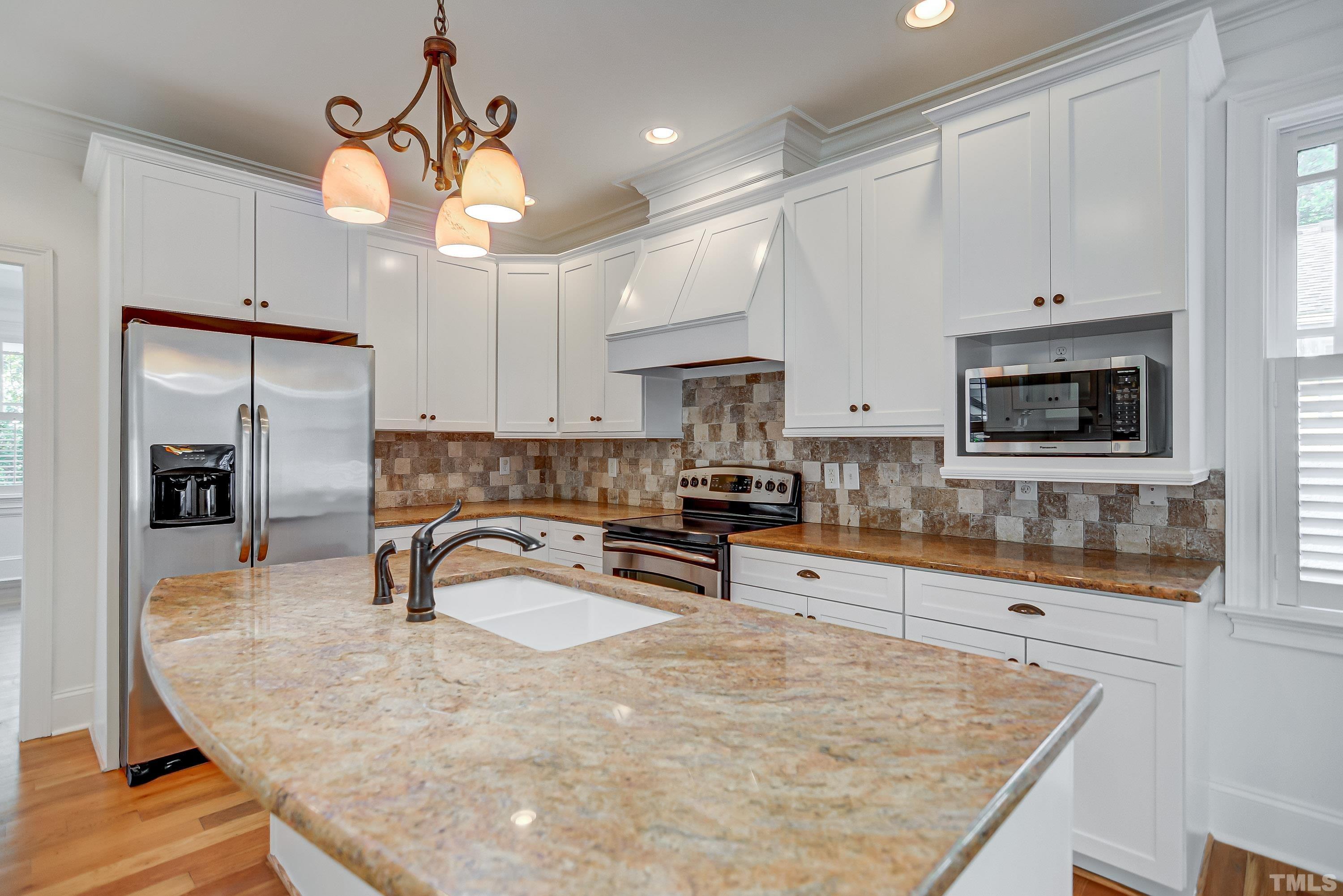 310 Perry Street Raleigh, NC 27608 - Photo 7 of 24