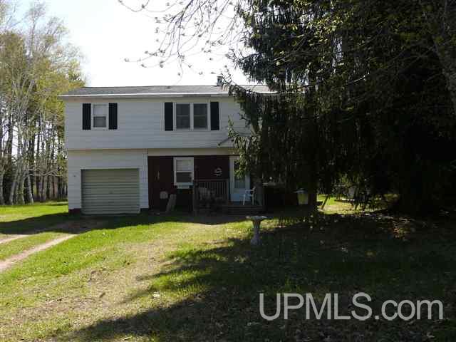 140 Co Road Negaunee, MI 49866 - Photo 2 of 14