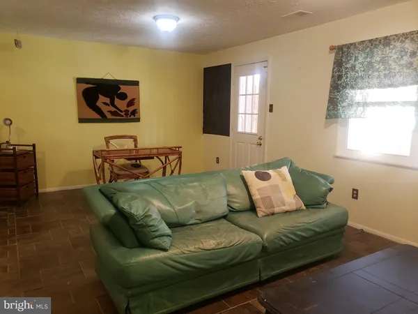 $2,900 | 7341 Golden Horseshoe Court, Springfield, VA 22153