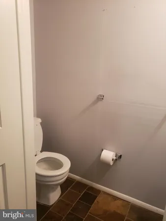 $2,900 | 7341 Golden Horseshoe Court, Springfield, VA 22153