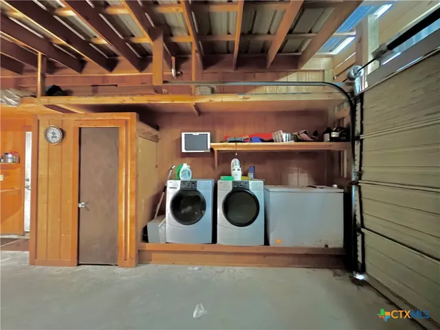 $319,000 | 3053 West Monroe Avenue, Port O'Connor, TX 77982