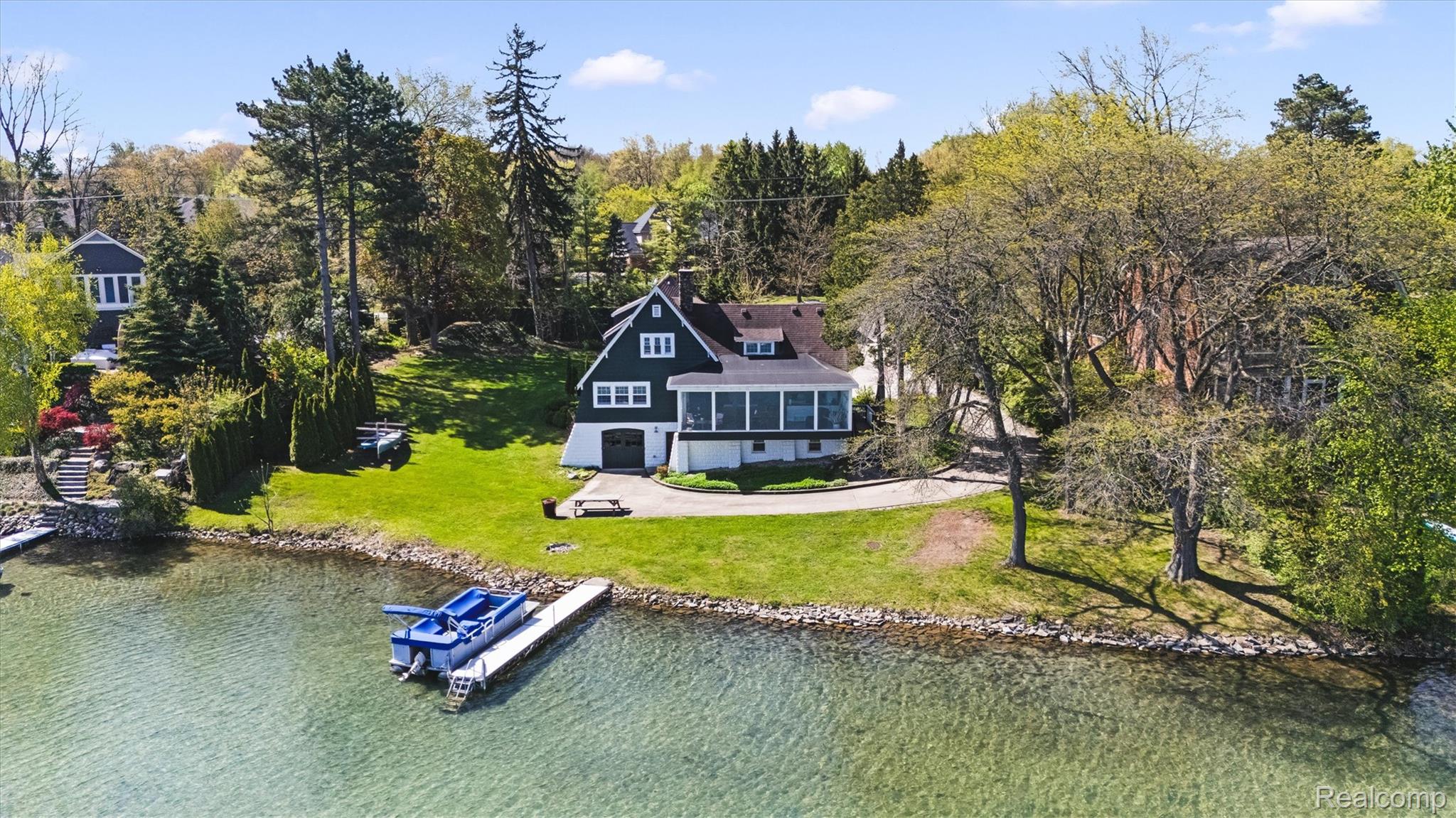 6390 Commerce Road West Bloomfield, MI 48324 - Photo 56 of 74 58-6390 Commerce-64.jpg