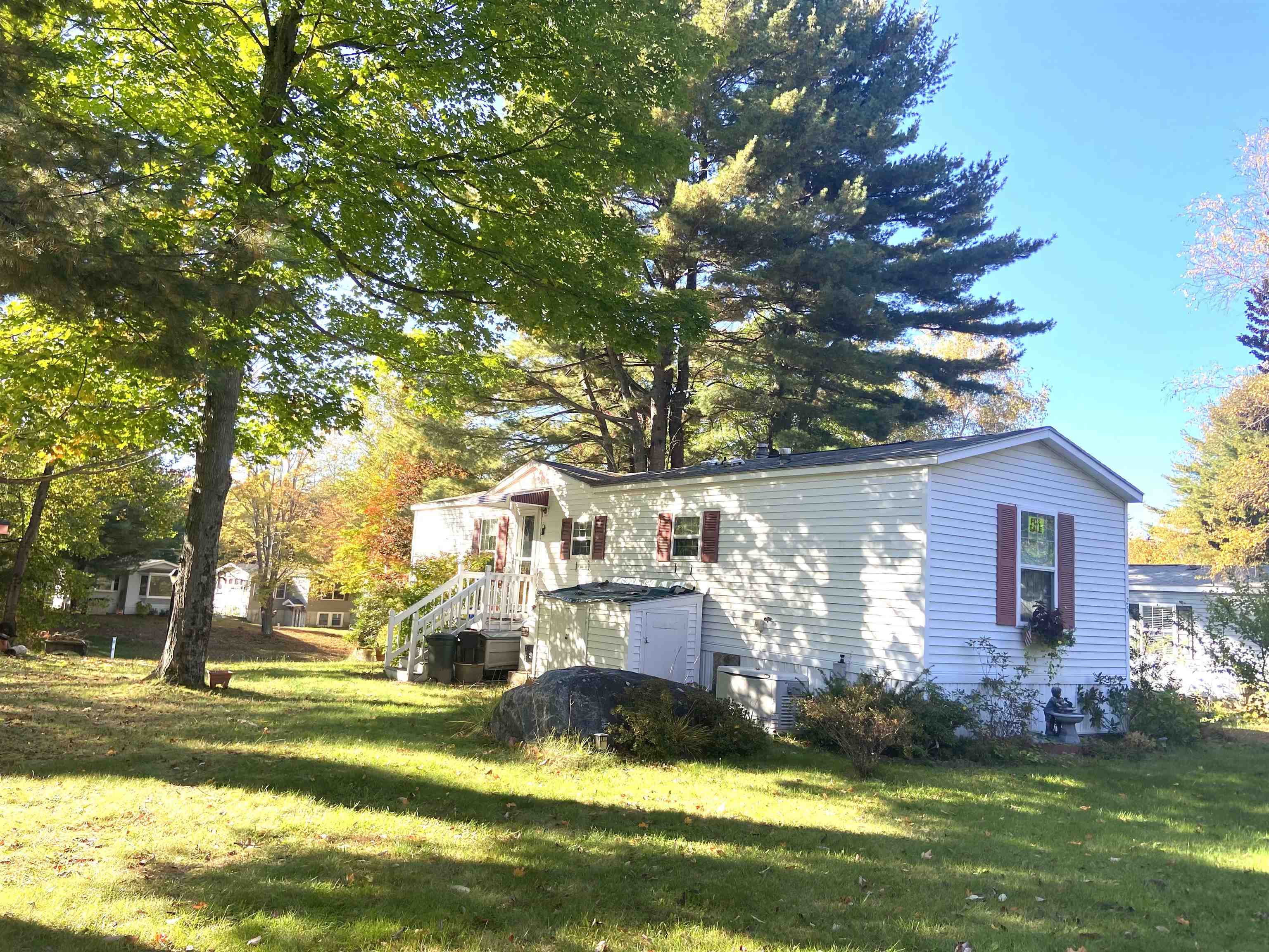 25 East Marina Road, Unit 25 Gilford, NH 03249 - Photo 2 of 23 Gallery Image 2